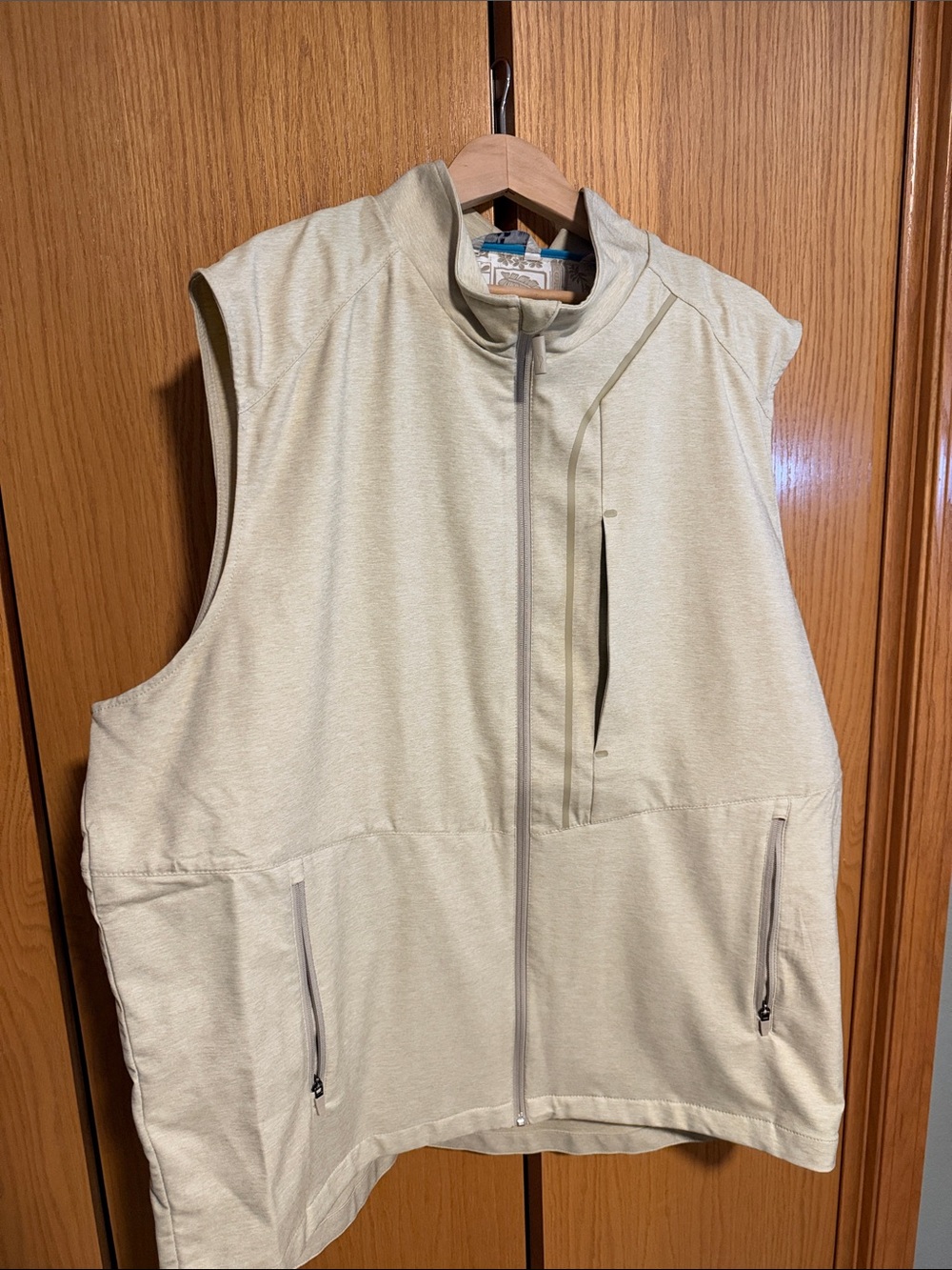 Tommy Bahama Cream Sleeveless Zip Vest